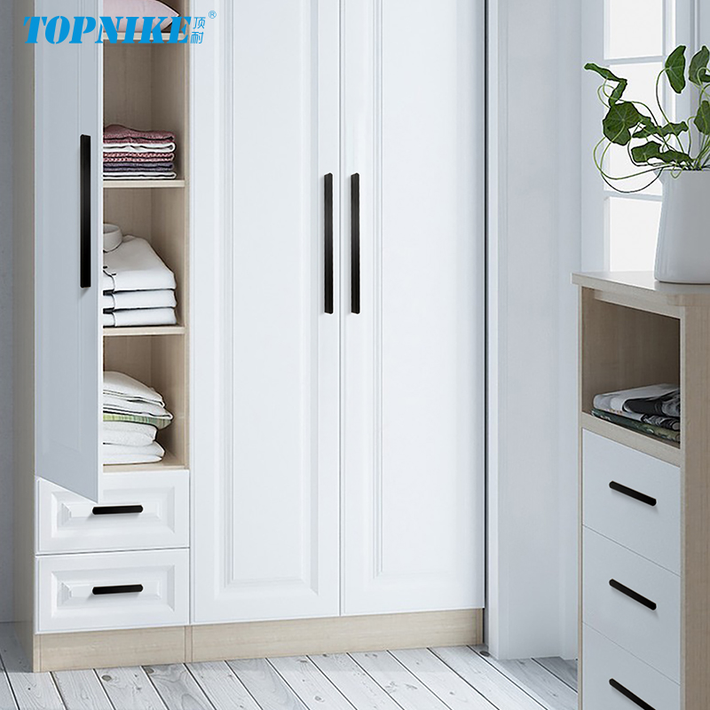 Modern Furniture Handles Wardr - Z. A. Furniture recension och pris